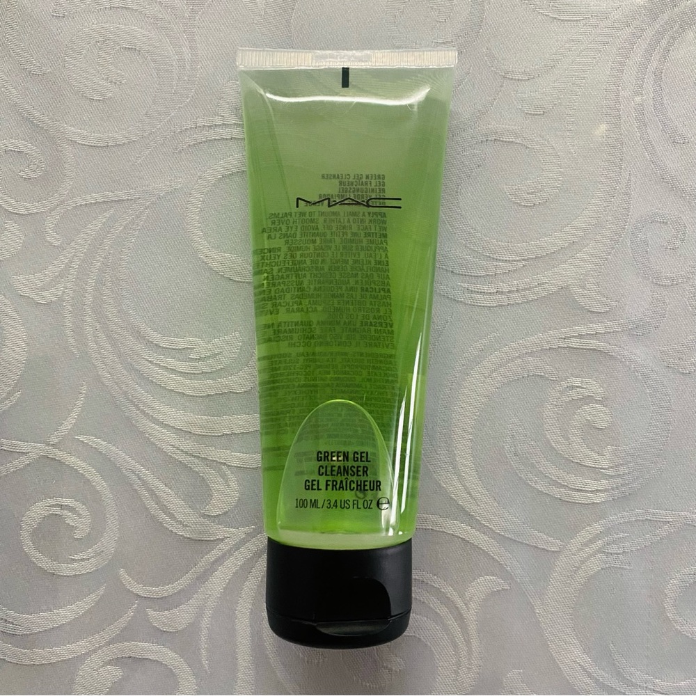MAC Green Gel Face Cleanser Wash